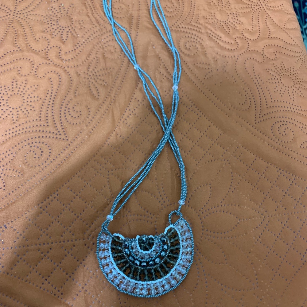 Elegant Blue Beaded Necklace
